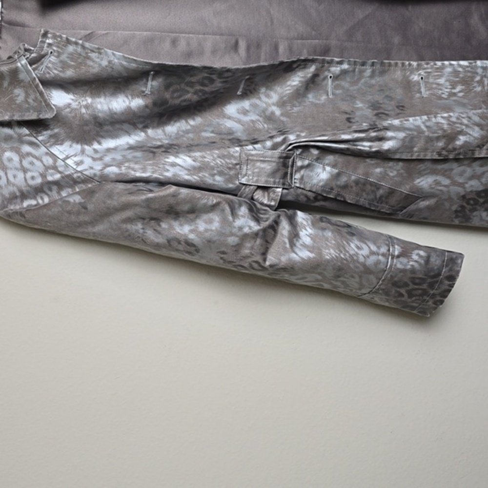 Via SPIGA Stylish Gray Women's Coat - Picture 2 of 6